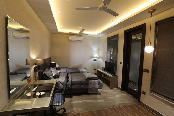 Best Accommodation in Jasola Delhi - KRYC Luxury Living